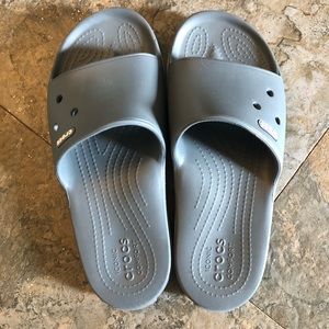 Like NEW Crocs